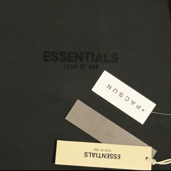 Essentials large black set hoodie and sweatpants - Picture 2 of 4